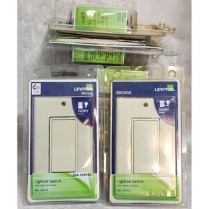 LOT OF 8 - Leviton Push On/Off  Light Switch 15A/120VAC -Ivory 5672 SEALED